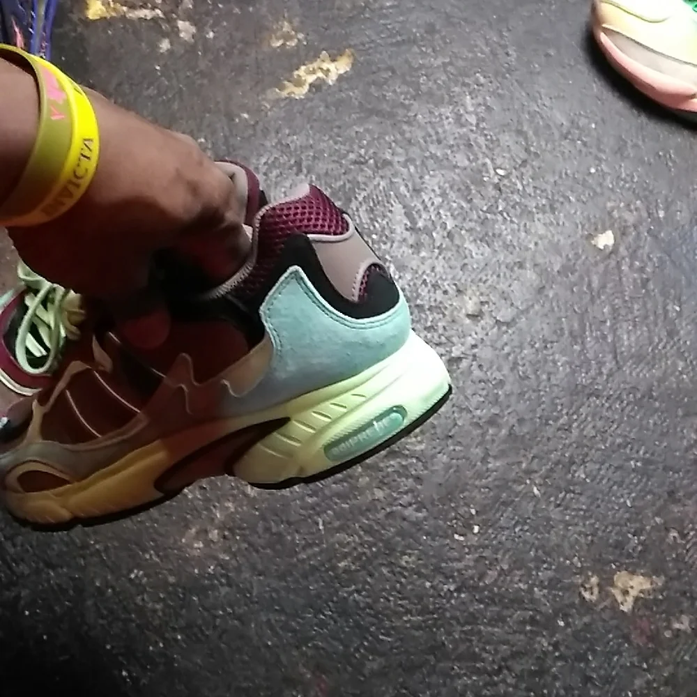 Adidas TEMPER RUN - Picture 10 of 11